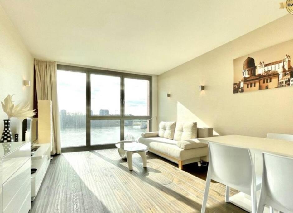 Apartmán Eurovea Cozy Studio Bratislava Exteriér fotografie
